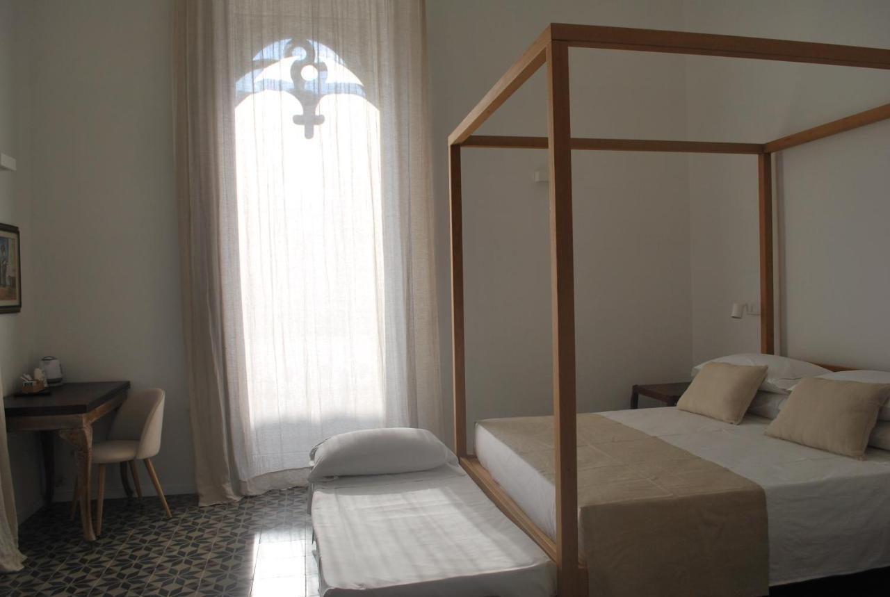 Palazzo Del Cavaliere Bed & Breakfast Gallipoli Exterior photo